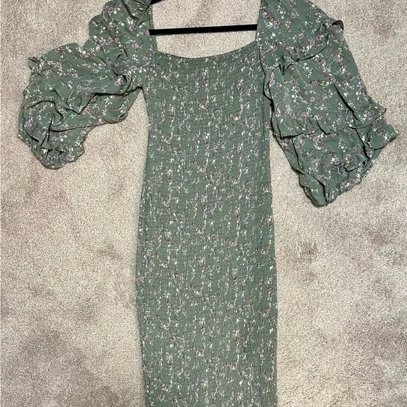 green emerald velvet dress Petal and Pup Women's Diani Dress - Olive